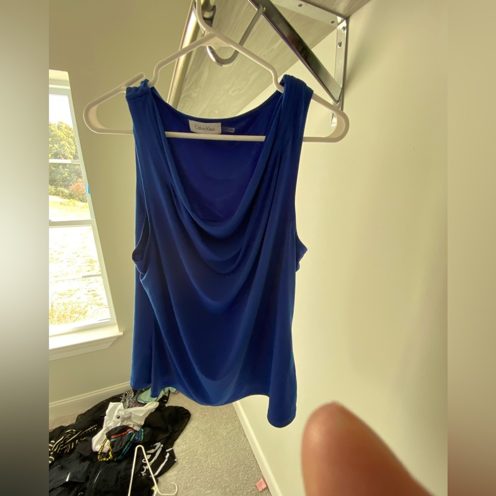 Blue large top
